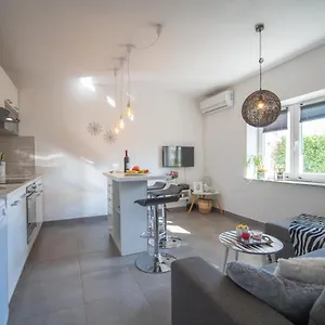  Apartment Zara Kroatien